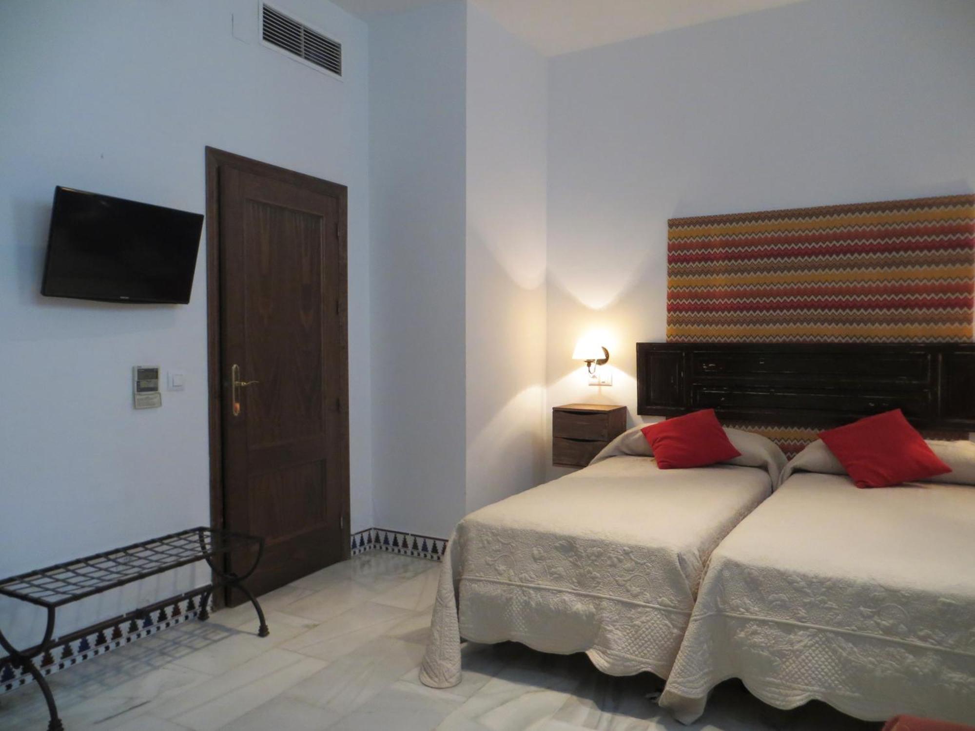 Apartamentos Plaza Kordoba Ruang foto