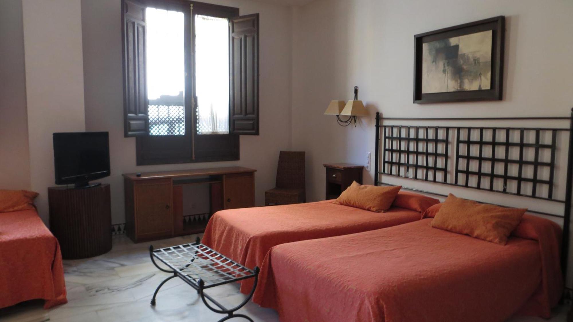 Apartamentos Plaza Kordoba Ruang foto