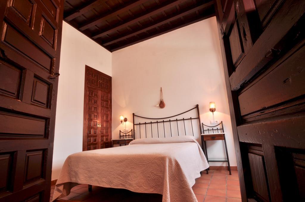 Apartamentos Plaza Kordoba Bagian luar foto