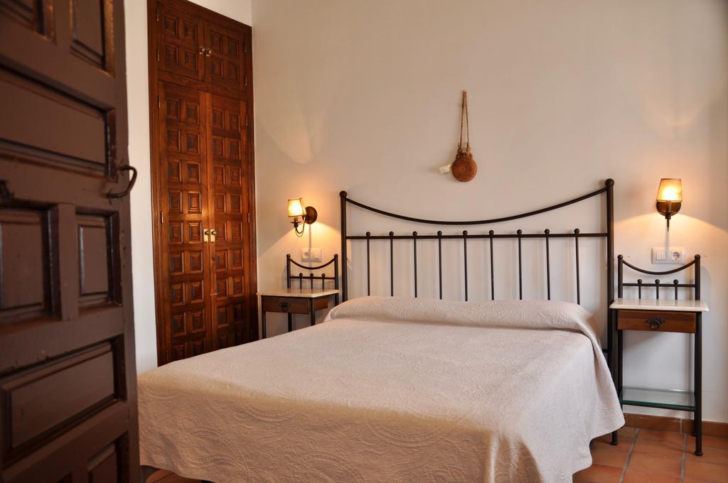 Apartamentos Plaza Kordoba Bagian luar foto