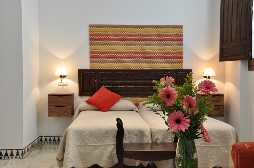 Apartamentos Plaza Kordoba Bagian luar foto